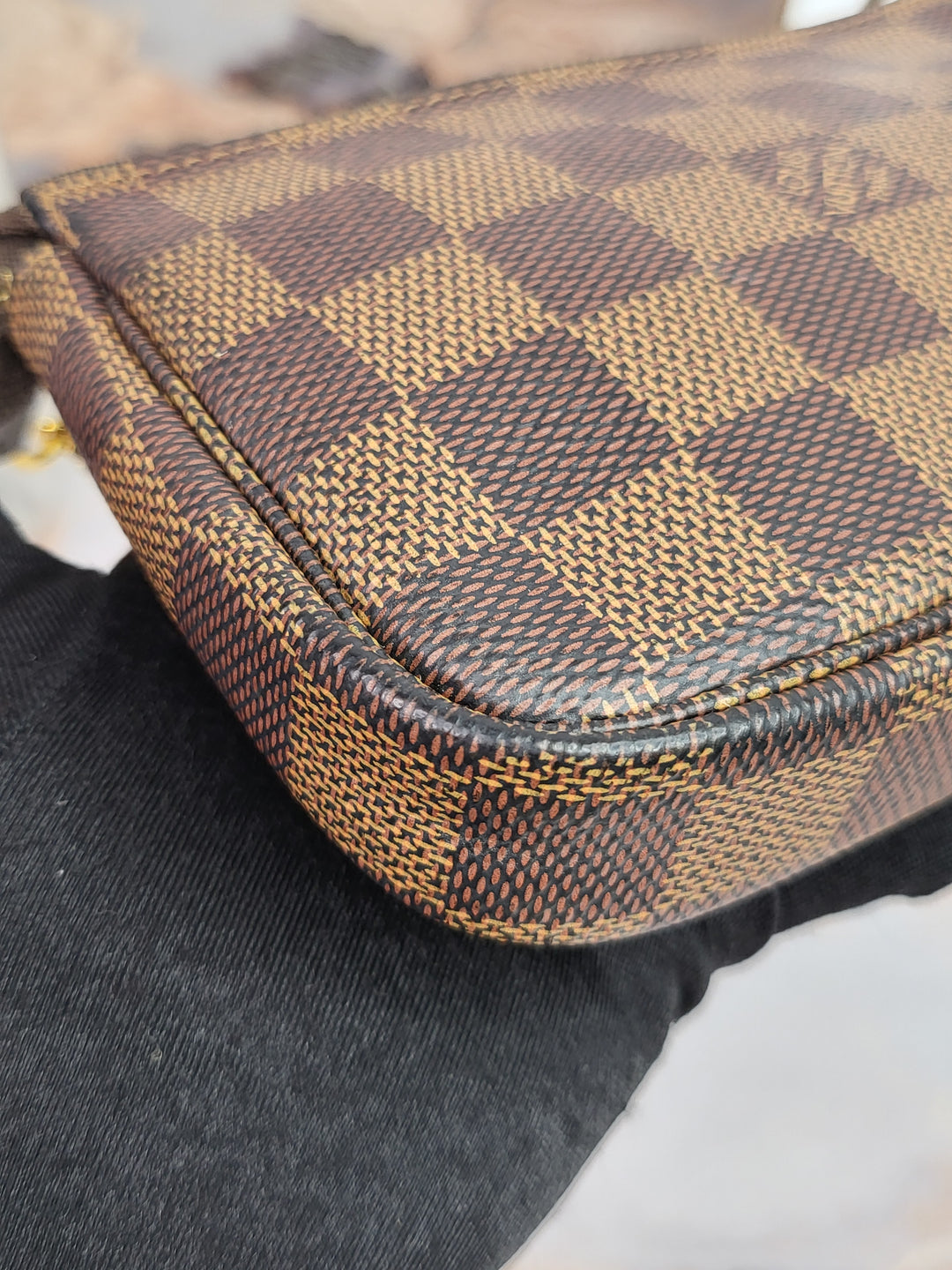 Louis Vuitton Damier Ebene Mini Pochette Accessories