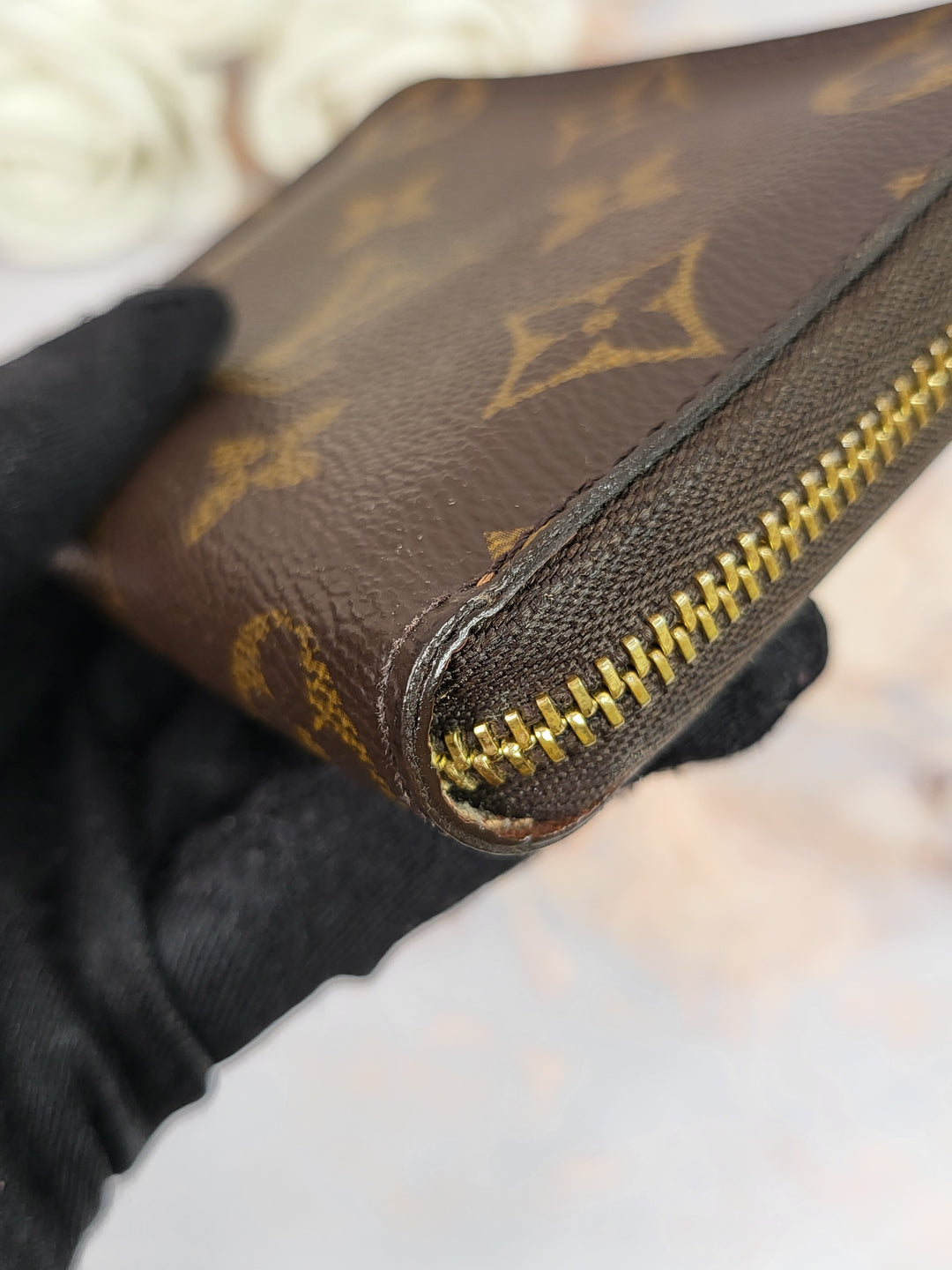 Louis Vuitton Monogram Zippy Coin Wallet