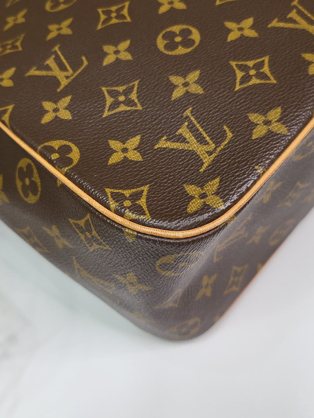 Louis Vuitton Monogram Excentri Cite