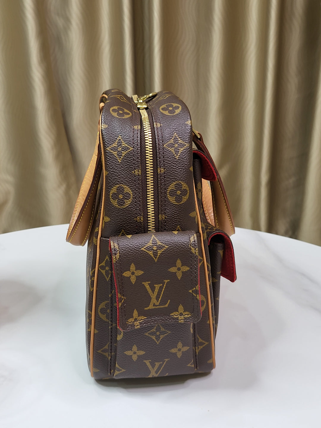 Louis Vuitton Monogram Excentri Cite