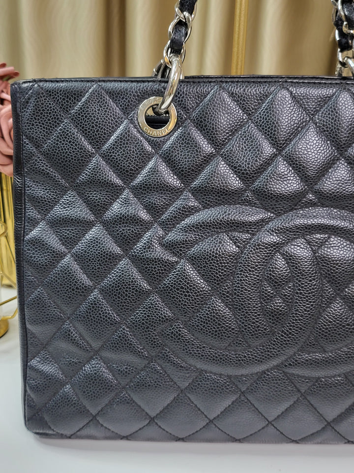 Chanel Caviar Grand Shopping Tote (GST)