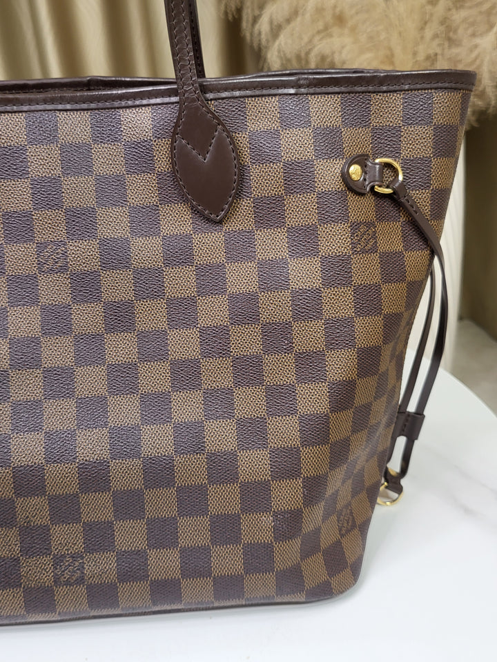 Louis Vuitton Damier Ebene Neverfull MM