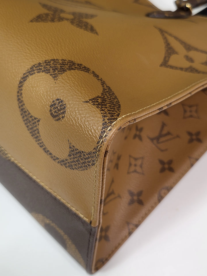 Louis Vuitton Monogram Reverse On The Go MM (OTG)