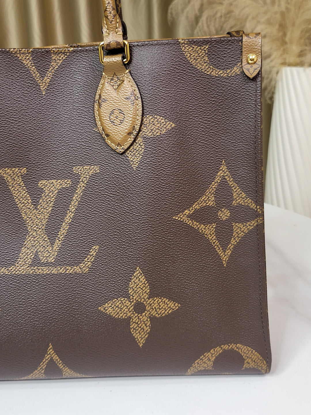 Louis Vuitton Monogram Reverse On The Go MM (OTG)