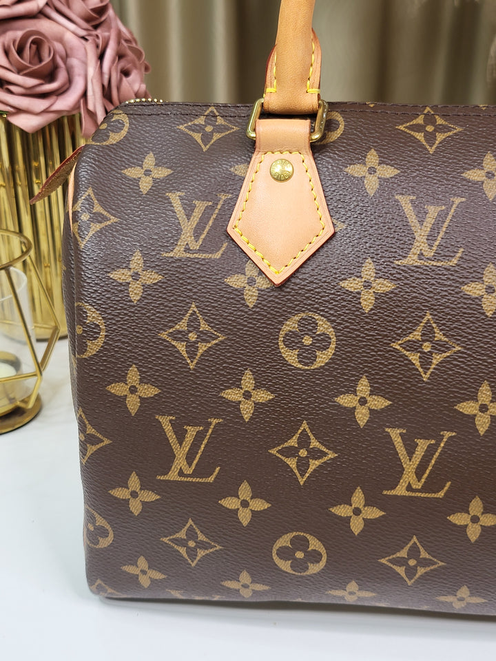 Louis Vuitton Monogram Speedy 25