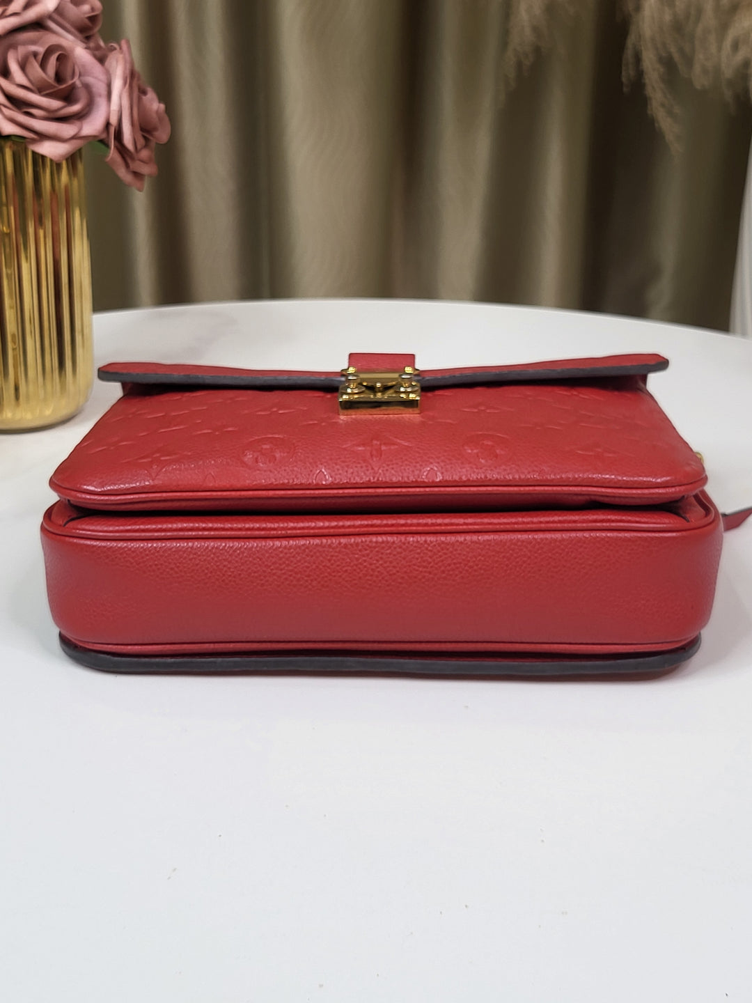 Louis Vuitton Empreinte Pochette Metis Cerise