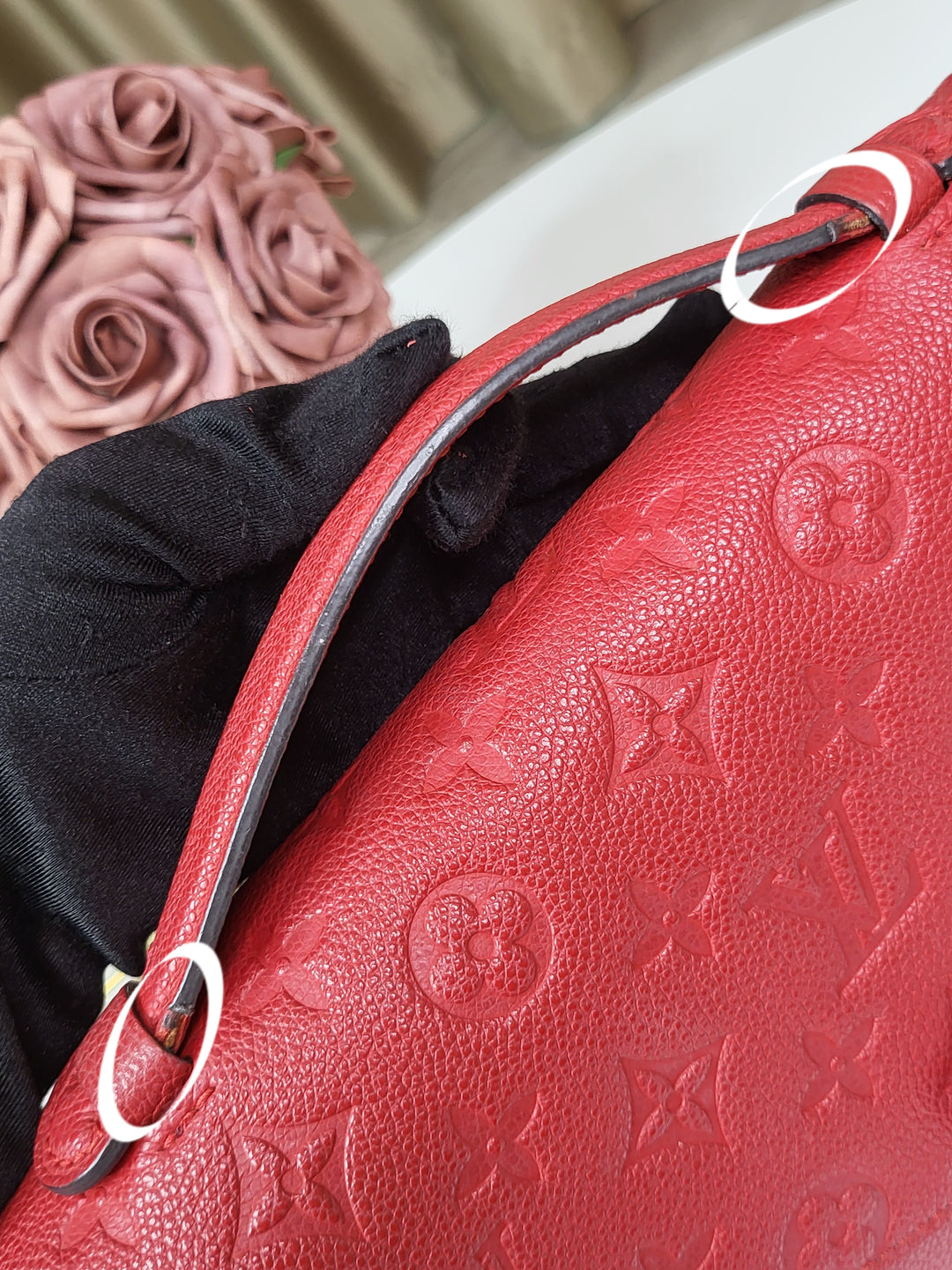 Louis Vuitton Empreinte Pochette Metis Cerise