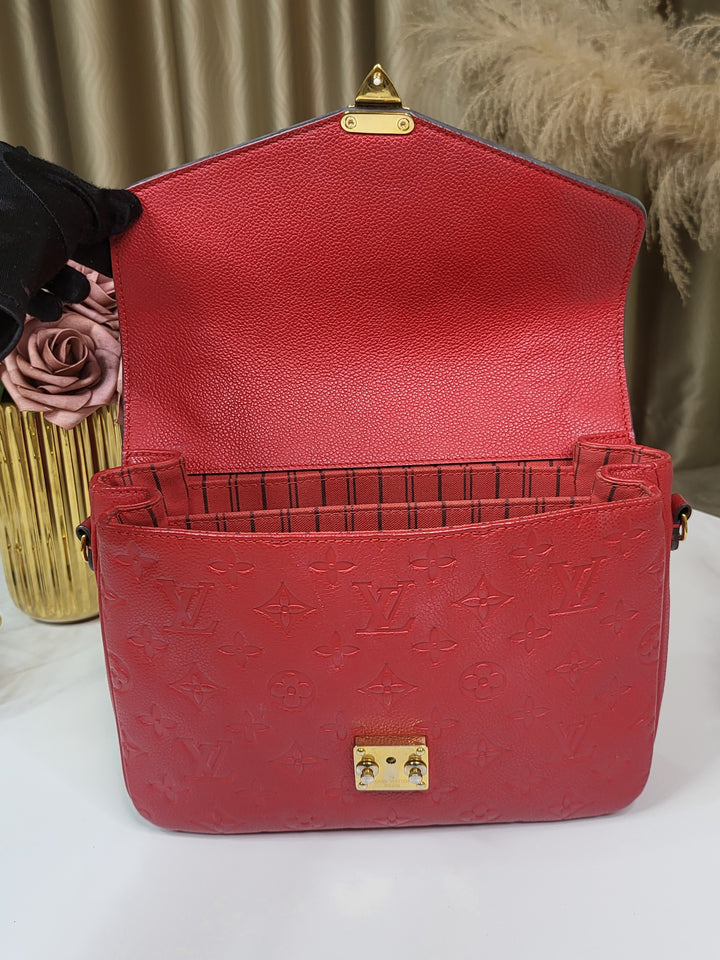 Louis Vuitton Empreinte Pochette Metis Cerise