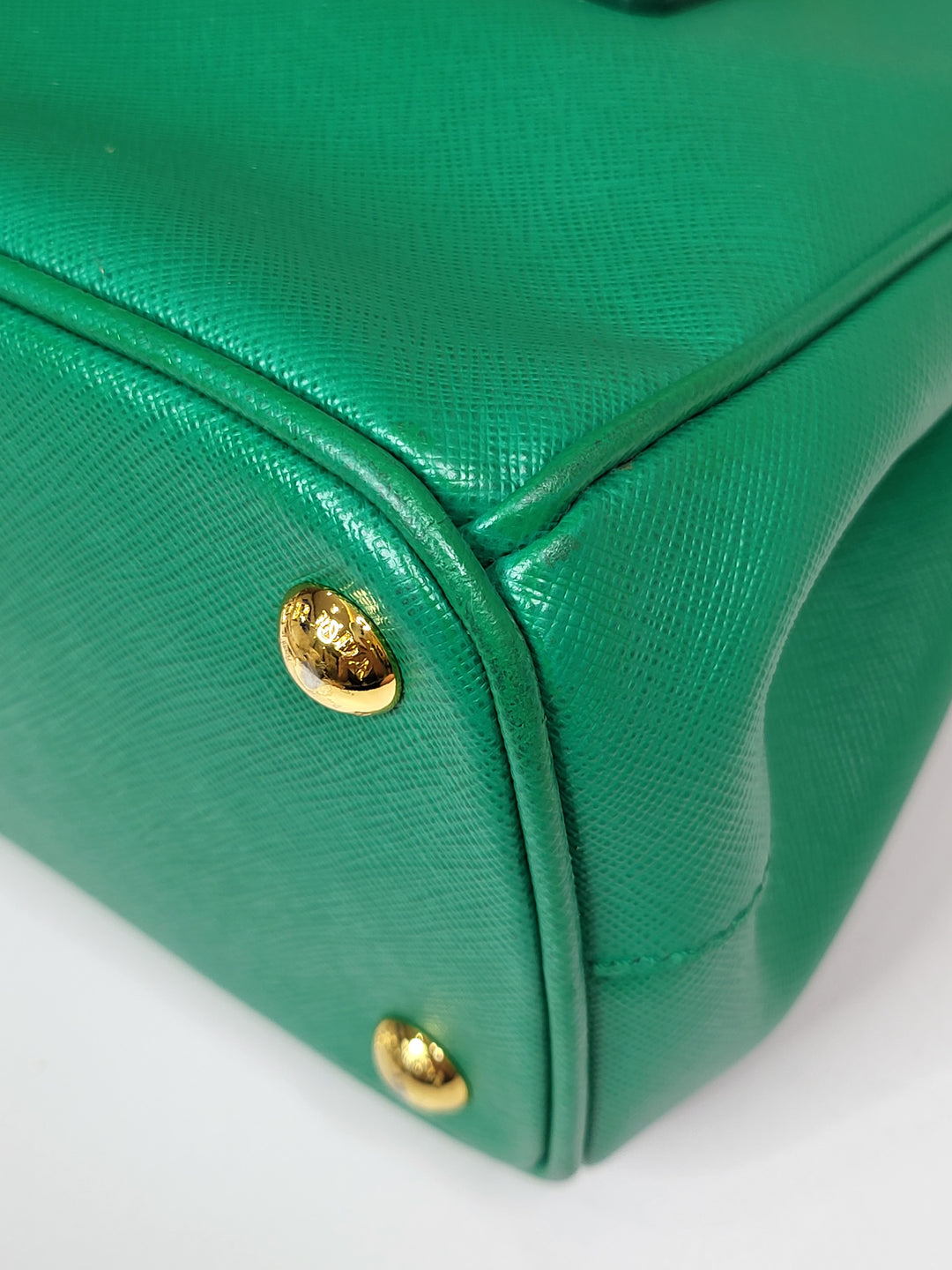 Prada Saffiano Galleria Small Green