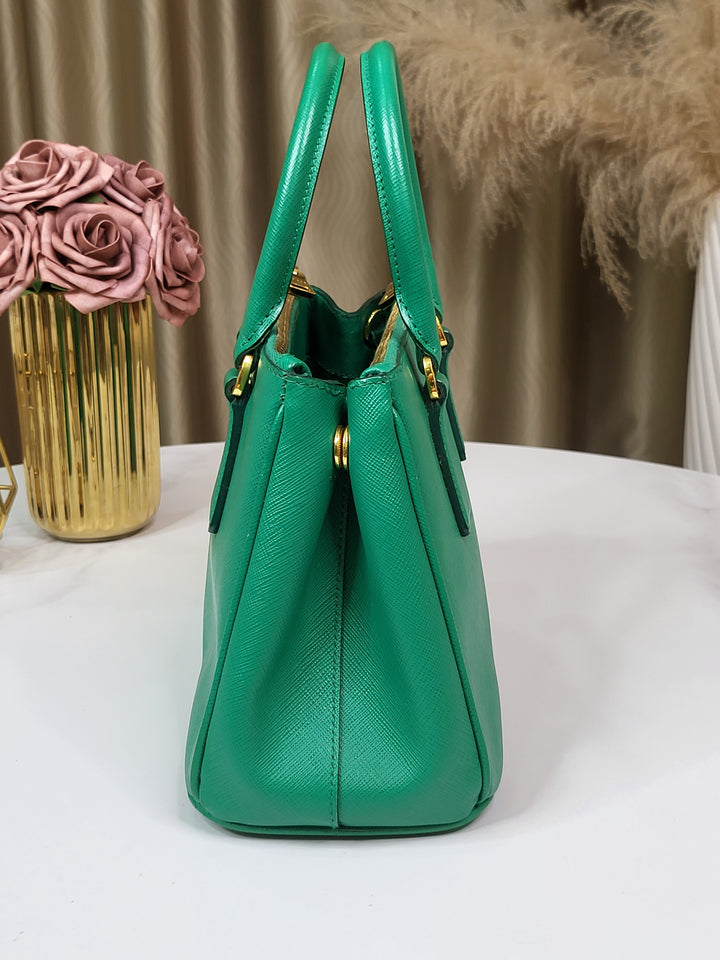 Prada Saffiano Galleria Small Green