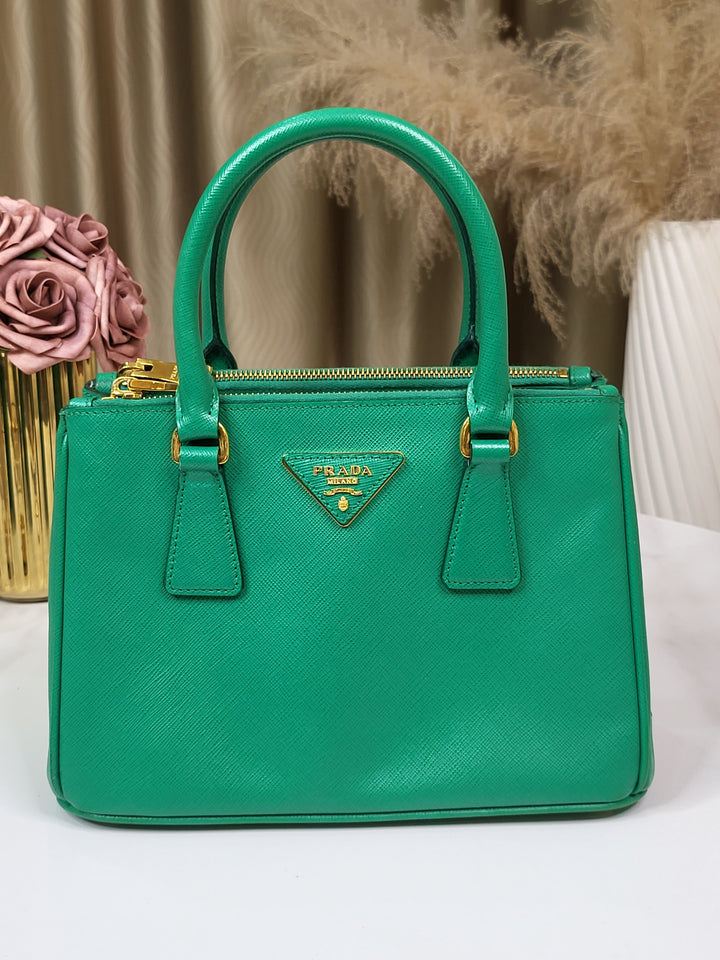 Prada Saffiano Galleria Small Green