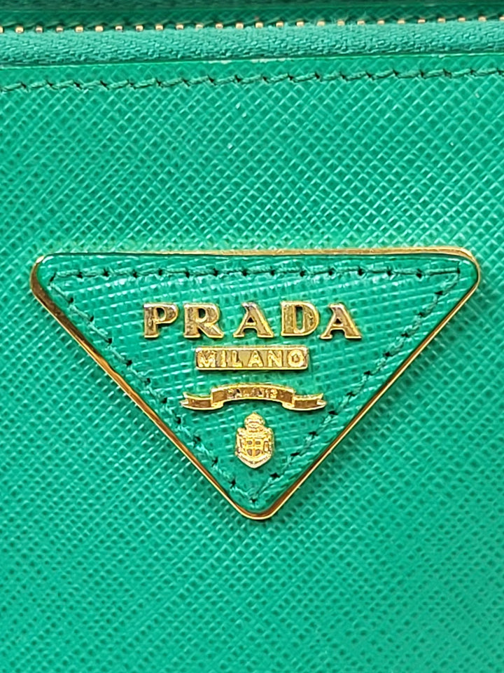 Prada Saffiano Galleria Small Green