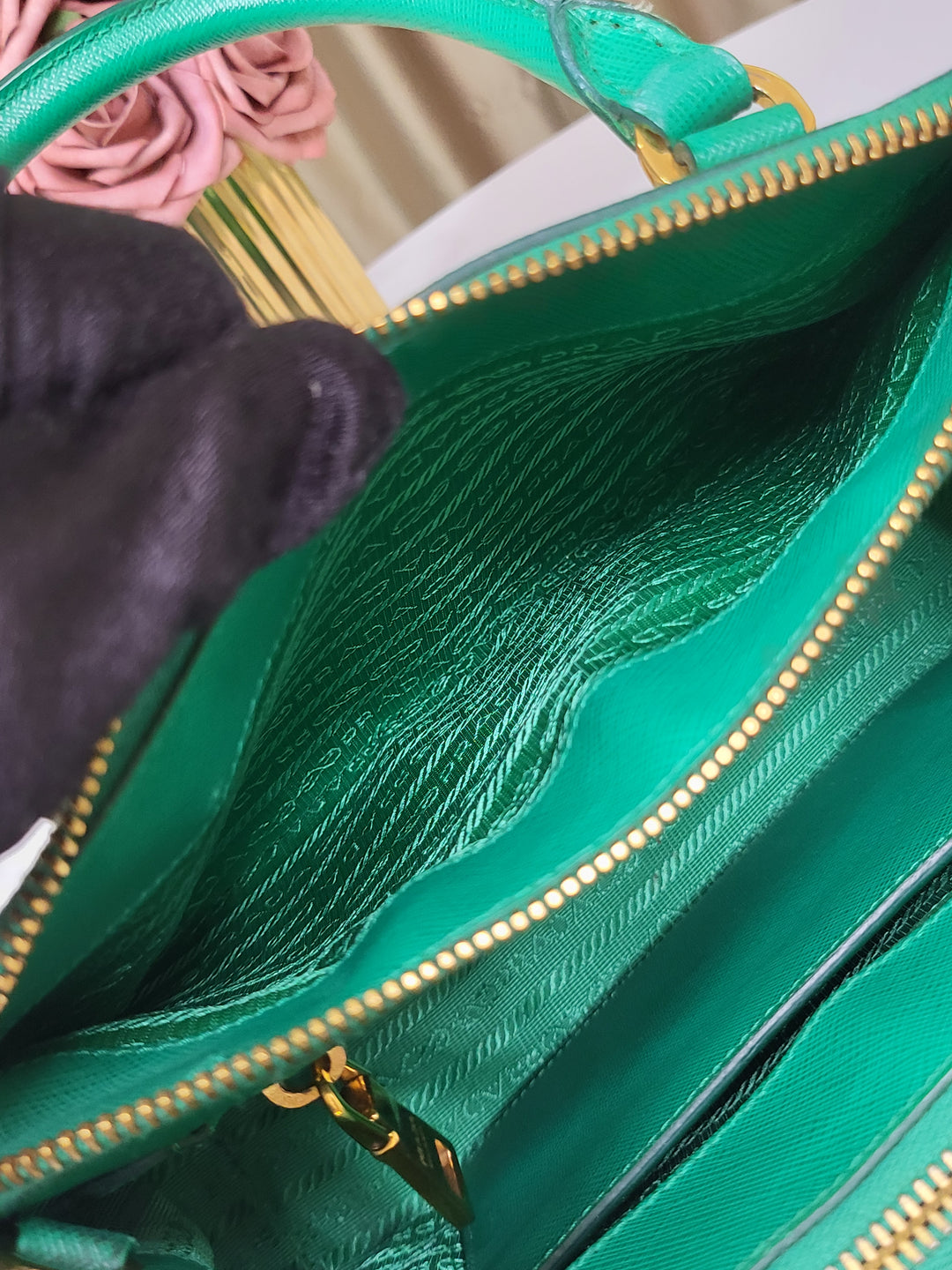 Prada Saffiano Galleria Small Green