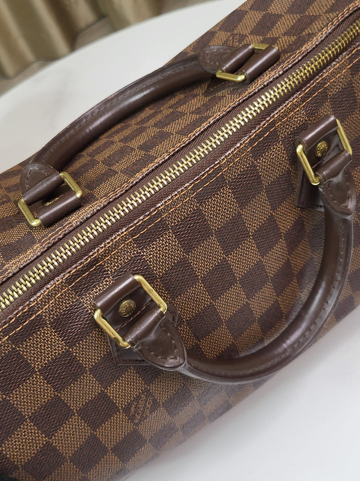 Louis Vuitton Damier Ebene Speedy 30