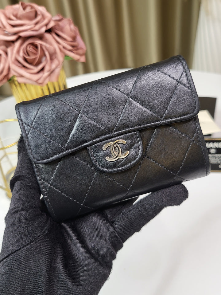 Chanel Lambskin Flap Card Holder