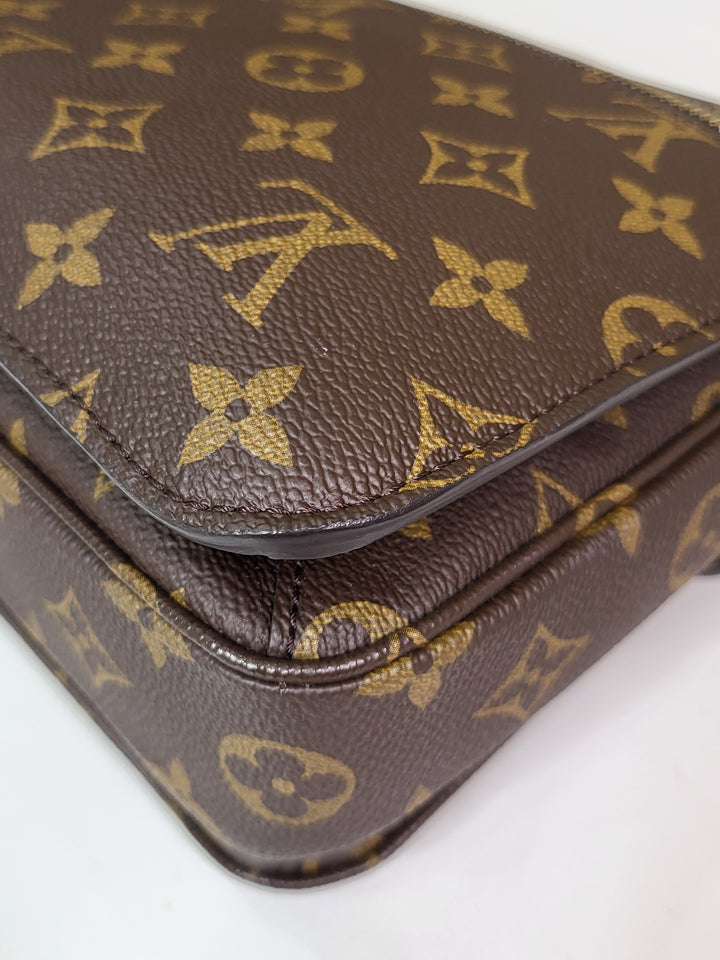 Louis Vuitton Monogram Pochette Metis