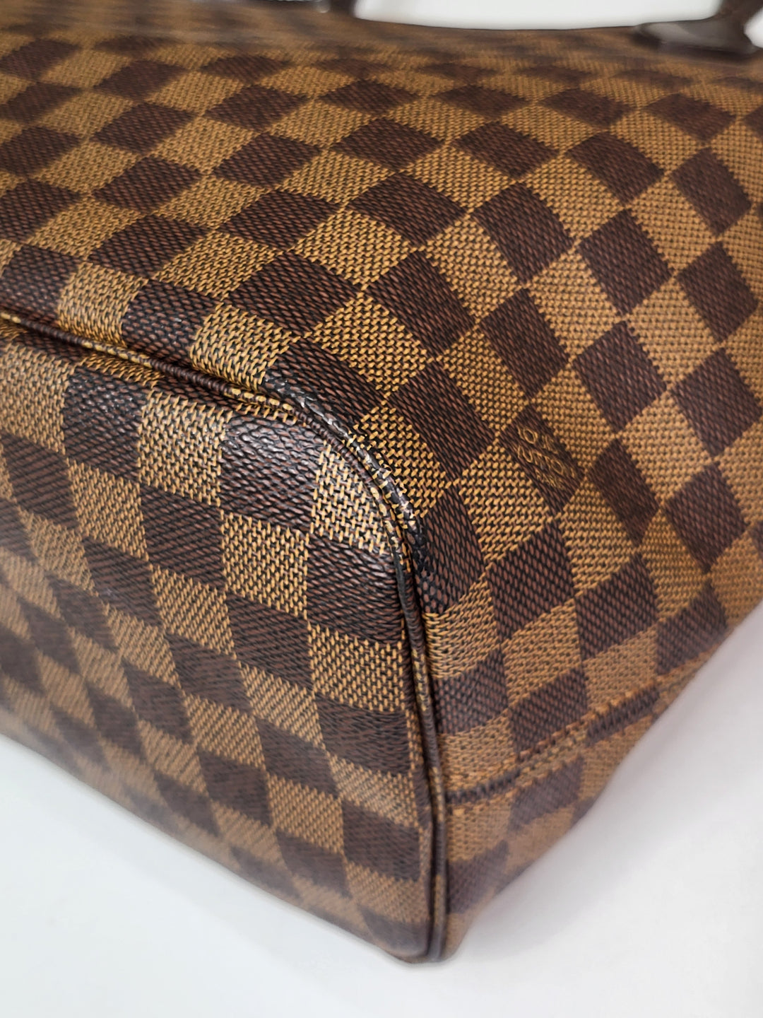 Louis Vuitton Damier Ebene Neverfull MM