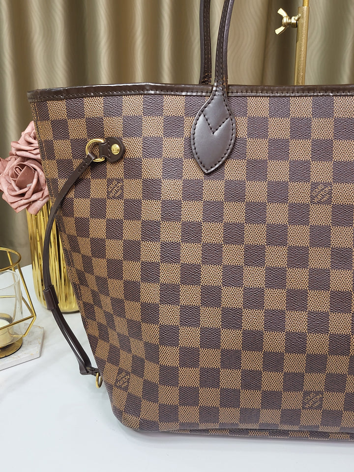 Louis Vuitton Damier Ebene Neverfull MM