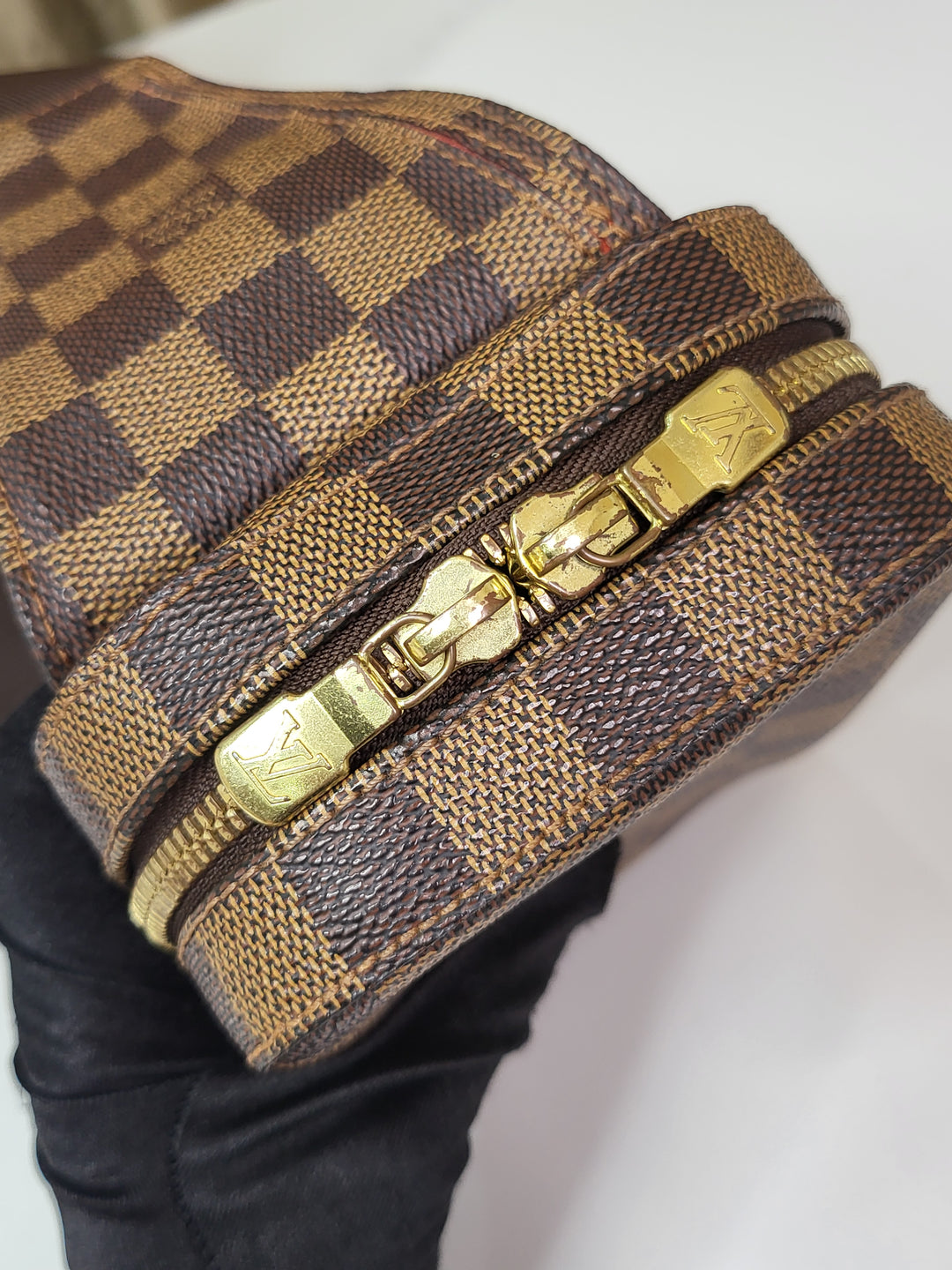 Louis Vuitton Damier Ebene Geronimo