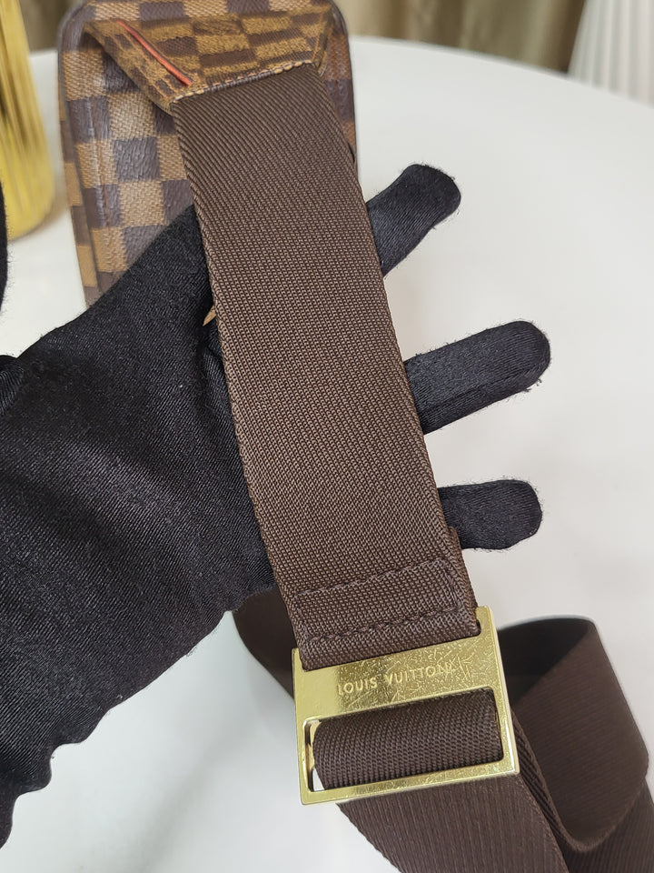 Louis Vuitton Damier Ebene Geronimo