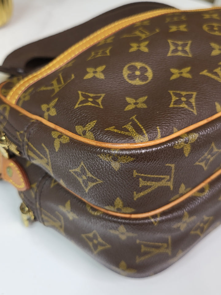 Louis Vuitton Monogram Reporter PM