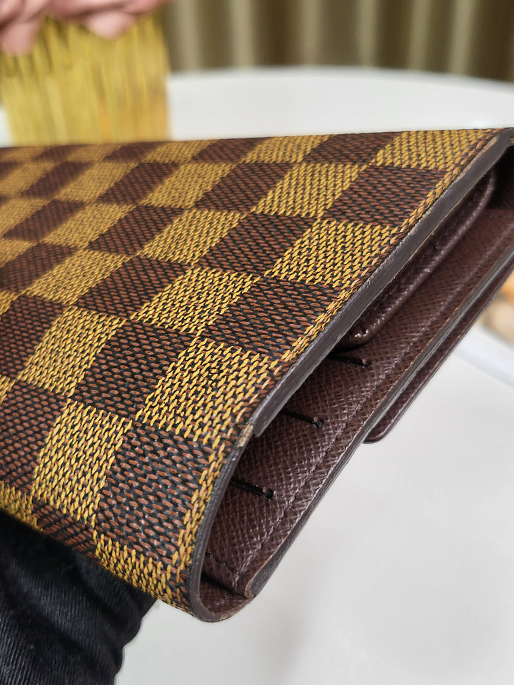 Louis Vuitton Damier Ebene International Long Wallet