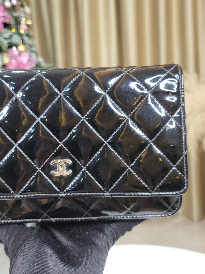 Chanel Patent Wallet On Chain