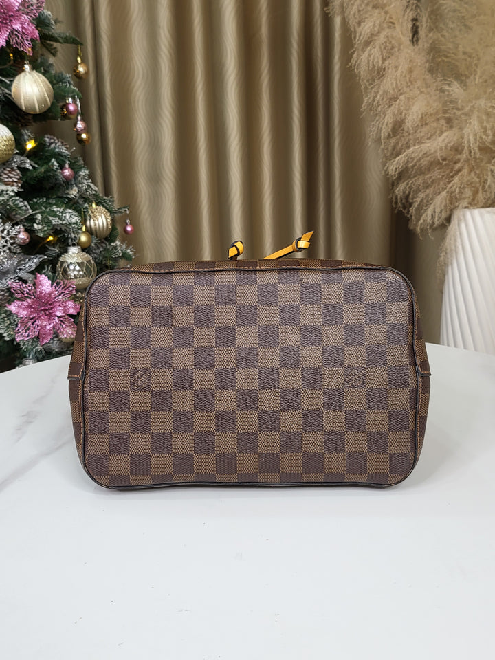 Louis Vuitton Damier Ebene Neo Noe