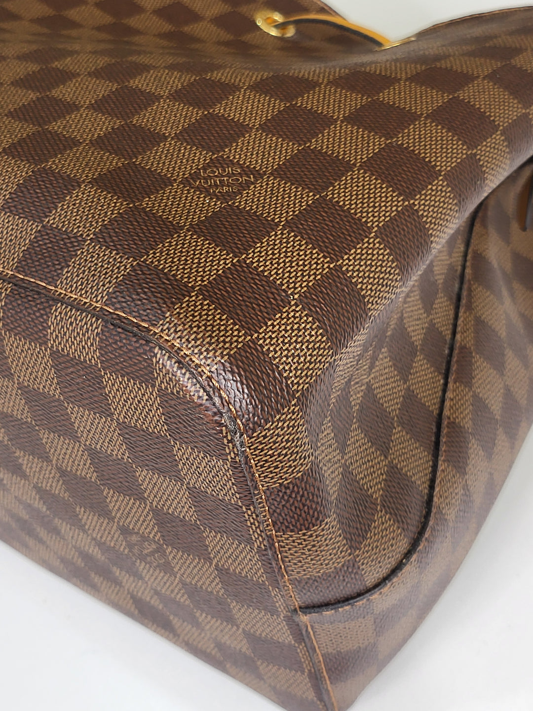 Louis Vuitton Damier Ebene Neo Noe