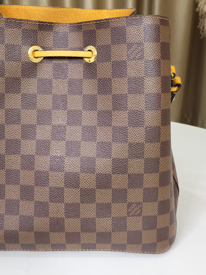 Louis Vuitton Damier Ebene Neo Noe