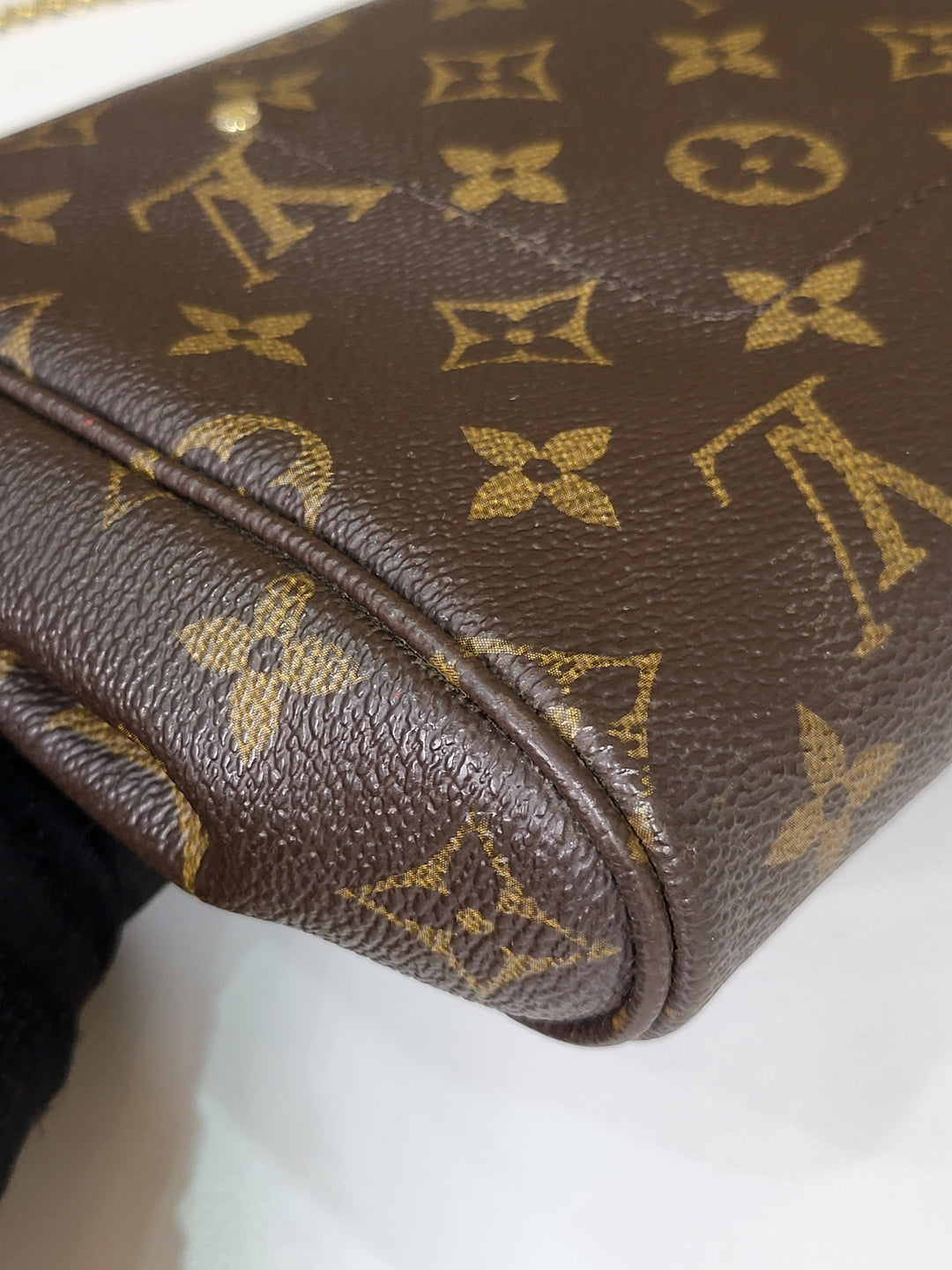 Louis Vuitton Monogram Favorite MM