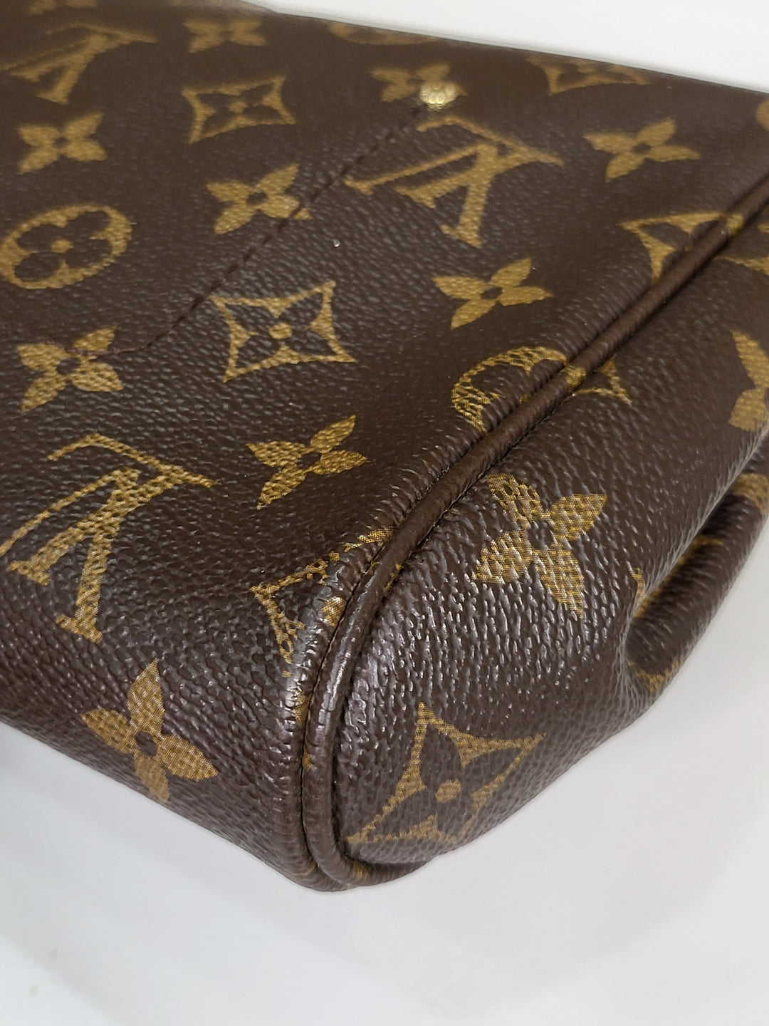 Louis Vuitton Monogram Favorite MM