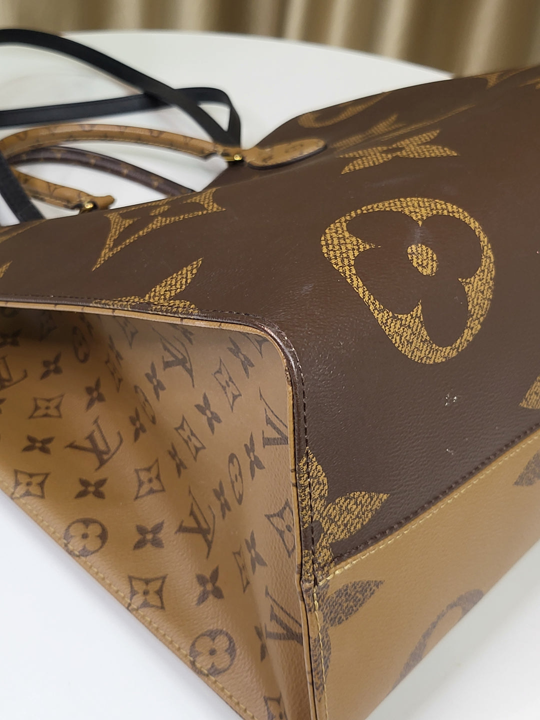 Louis Vuitton Reverse Monogram On The Go