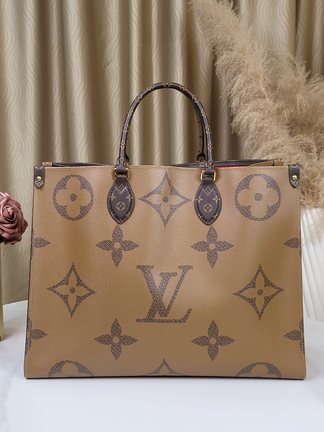 Louis Vuitton Reverse Monogram On The Go