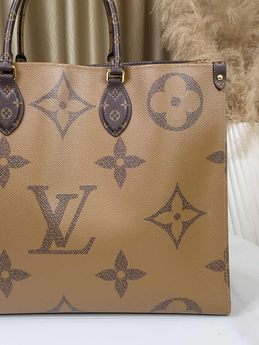 Louis Vuitton Reverse Monogram On The Go