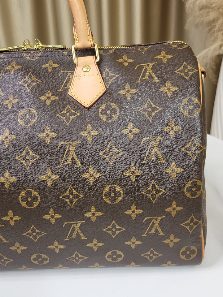 Louis Vuitton Monogram Speedy 35 Bandouliere