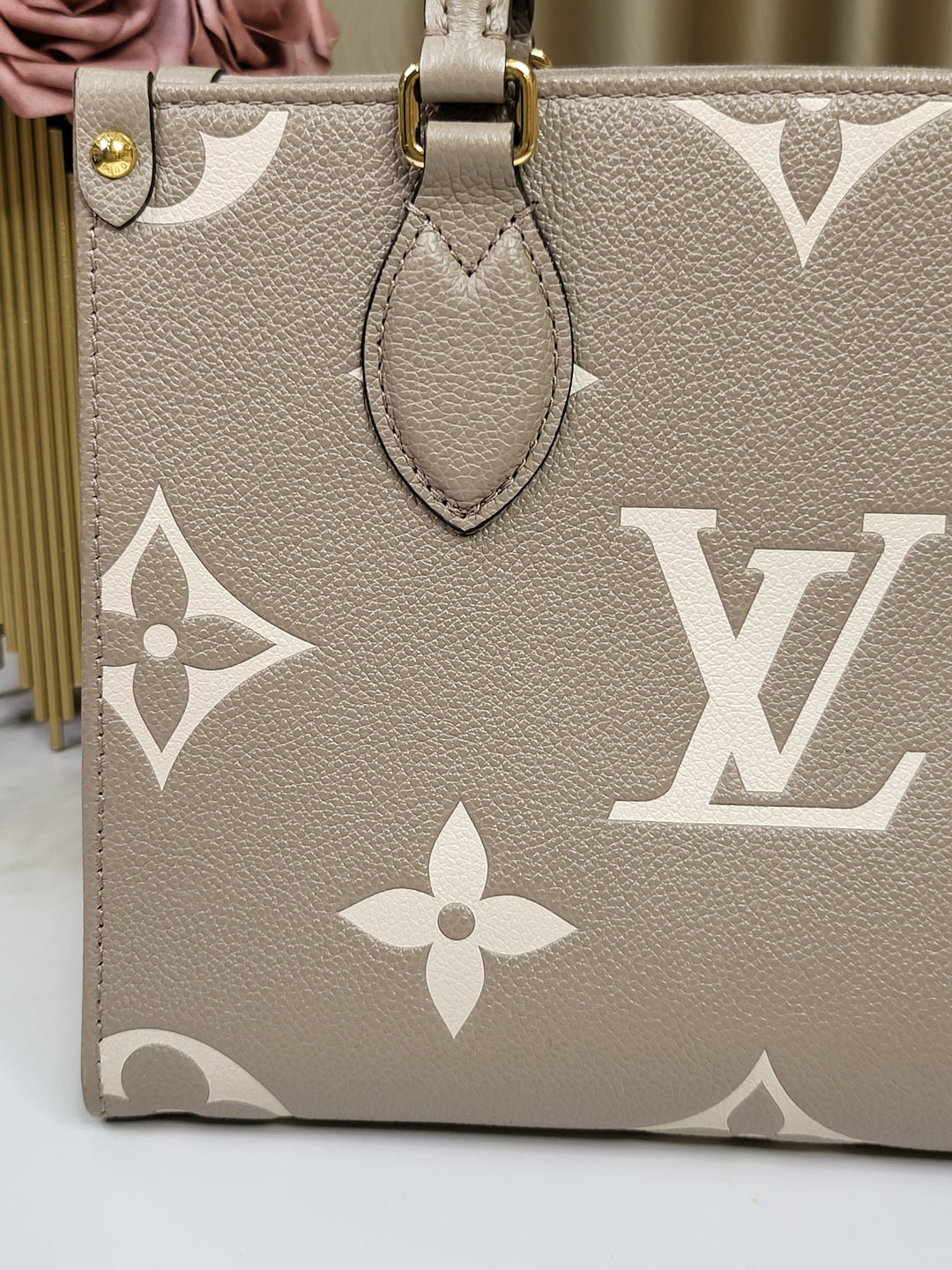 Louis Vuitton Empreinte On The Go PM