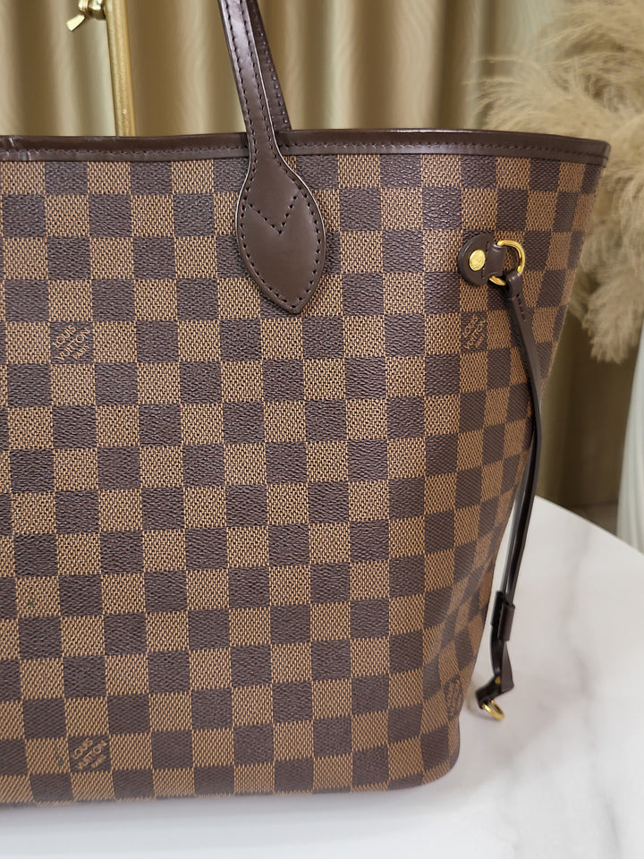 Louis Vuitton Damier Ebene Neverfull MM w/ Pouch