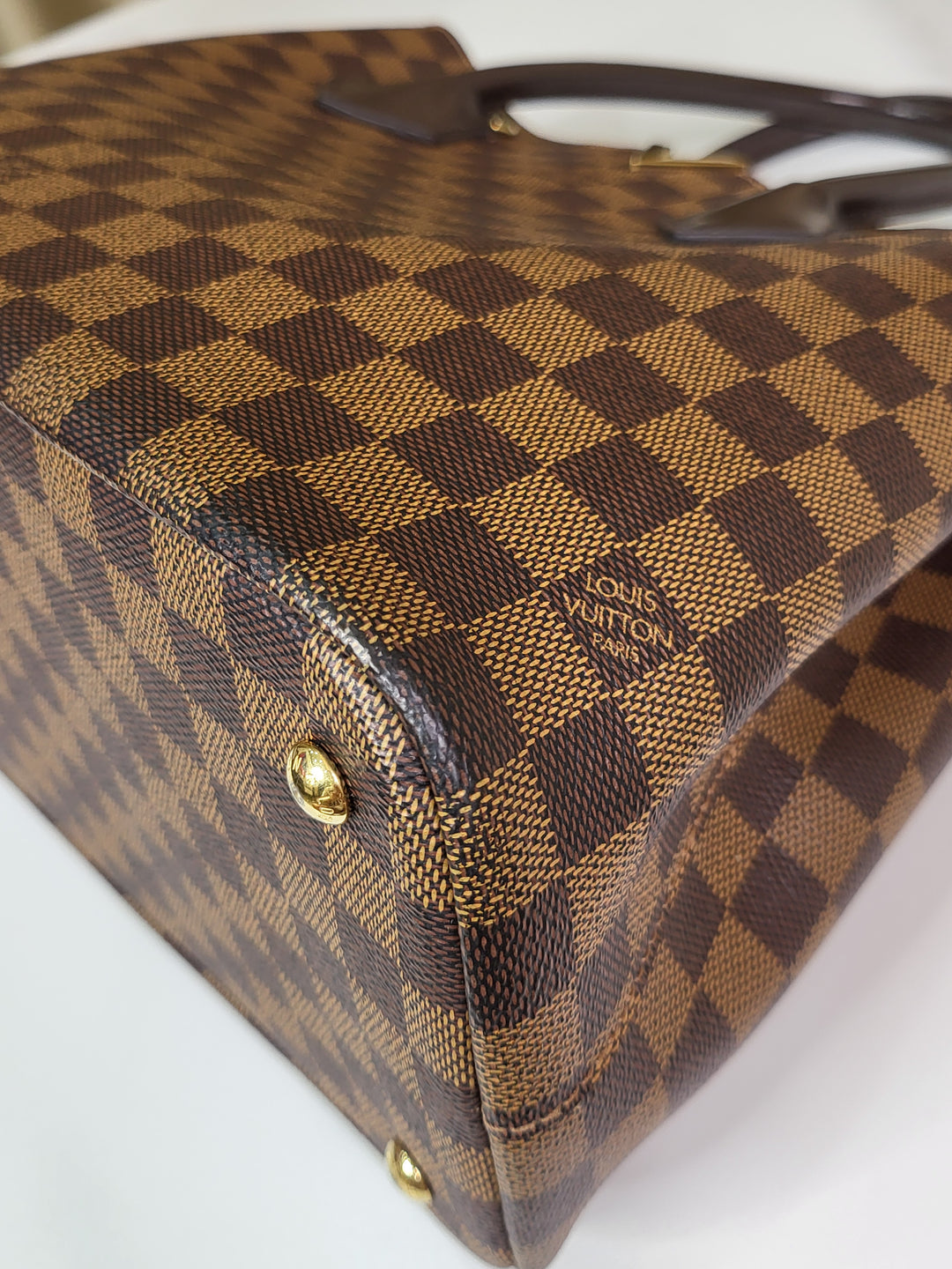 Louis Vuitton Damier Kensington Tote Bag