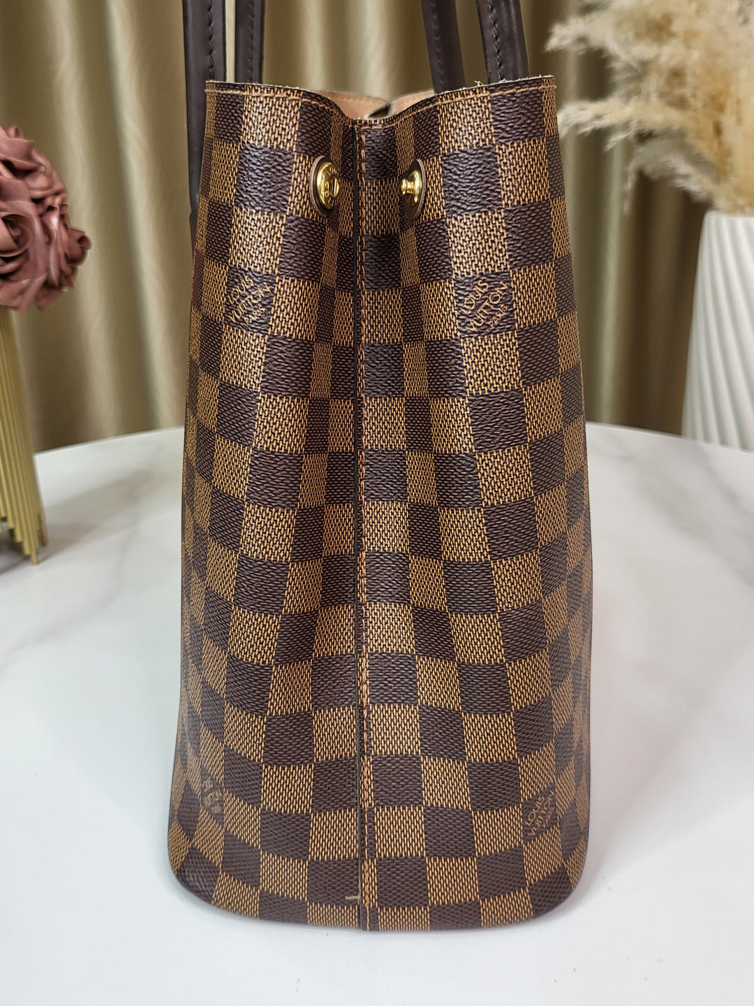 Louis Vuitton Damier Kensington Tote Bag