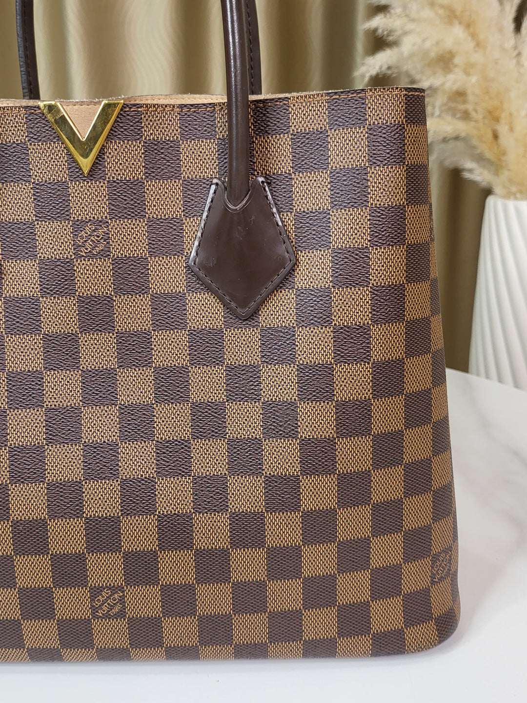 Louis Vuitton Damier Kensington Tote Bag