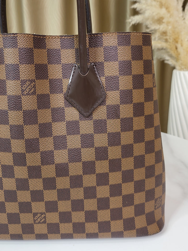 Louis Vuitton Damier Kensington Tote Bag