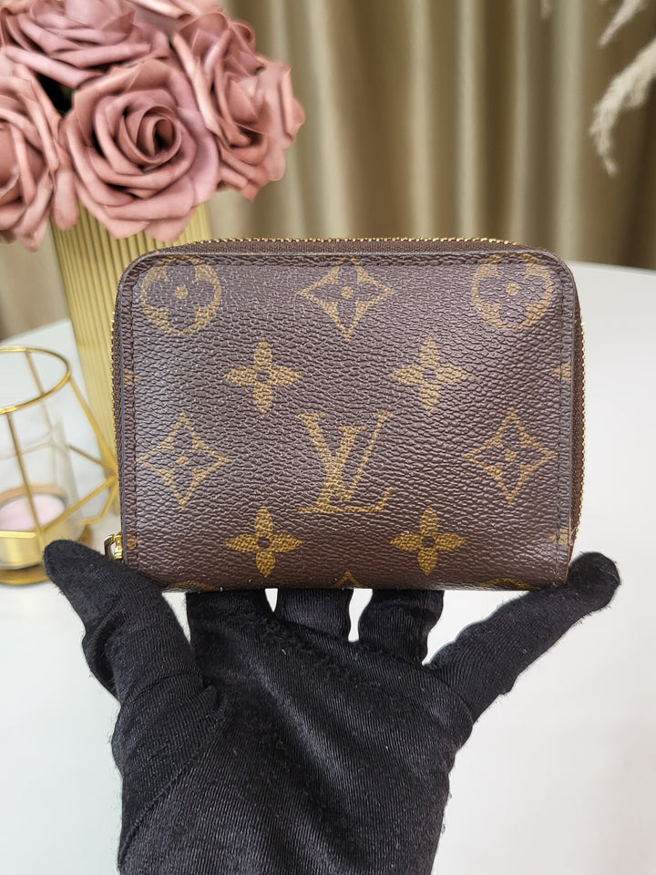 Louis Vuitton Monogram Zippy Coin Wallet