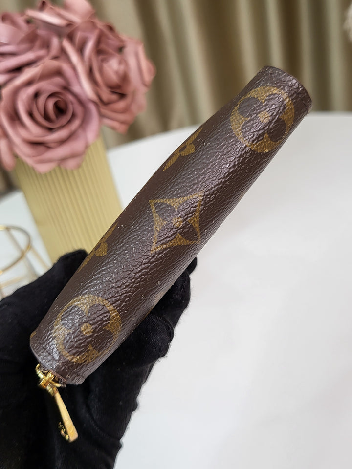 Louis Vuitton Monogram Zippy Coin Wallet