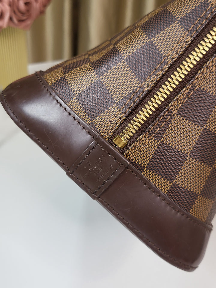 Louis Vuitton Damier Ebene Alma PM