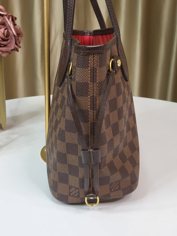 Louis Vuitton Damier Ebene Neverfull PM