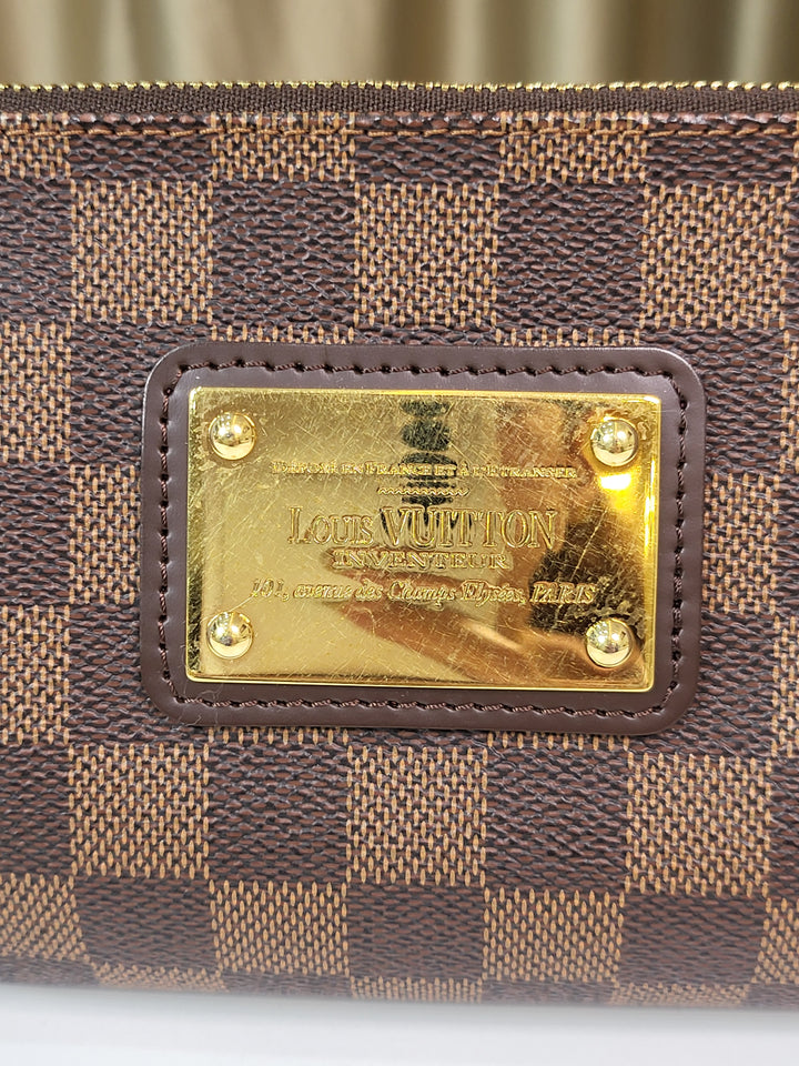 Louis Vuitton Damier Ebene Eva Clutch