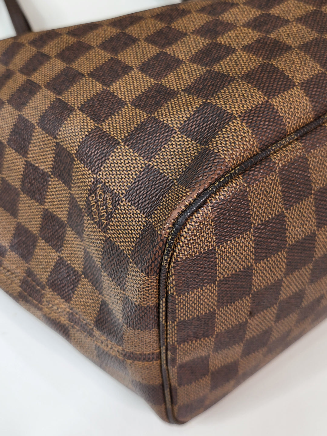 Louis Vuitton Damier Ebene Neverfull MM