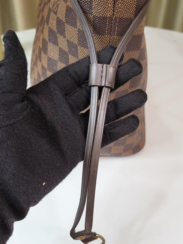 Louis Vuitton Damier Ebene Neverfull MM
