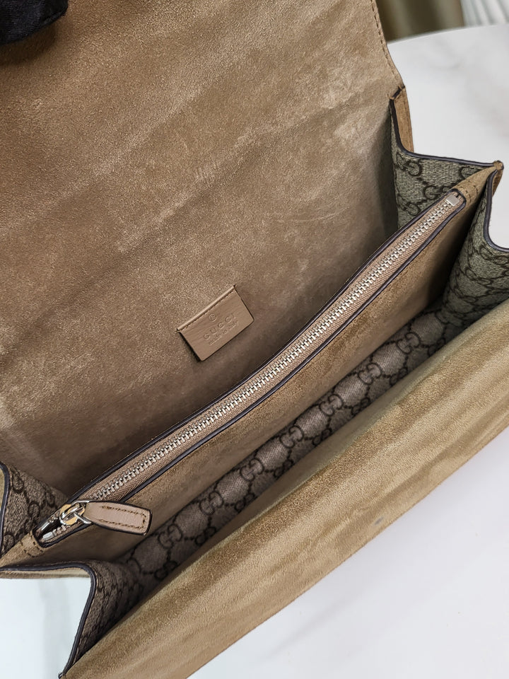Gucci Dionysus Shoulder Bag